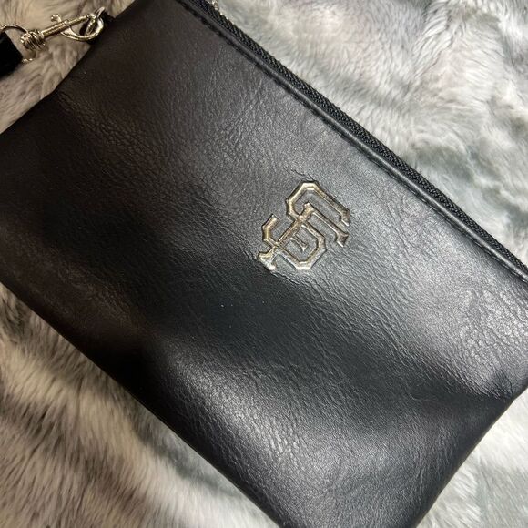 See’s Candies San Francisco Giants Wristlet Wallet Black - Picture 5 of 11